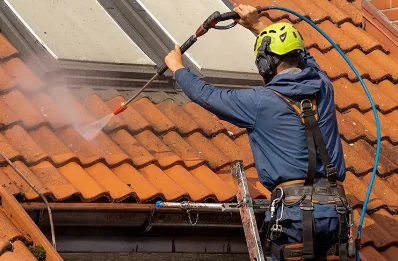 Démoussage et hydrofuge de toiture à Girefontaine